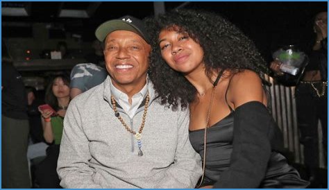 Discover The Extraordinary Lifestyle Of Aoki Lee Simmons: Beyond 